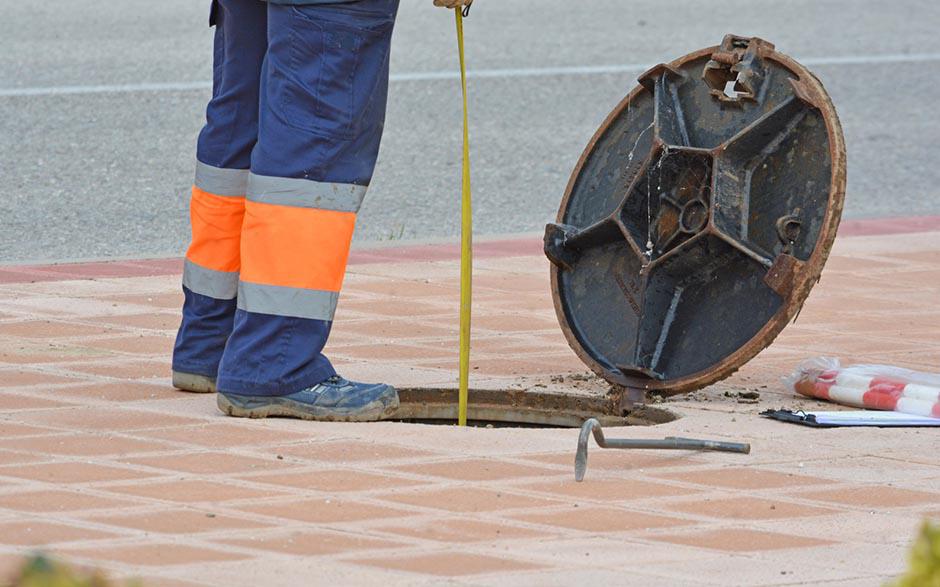 comment déboucher un toilette Meaux